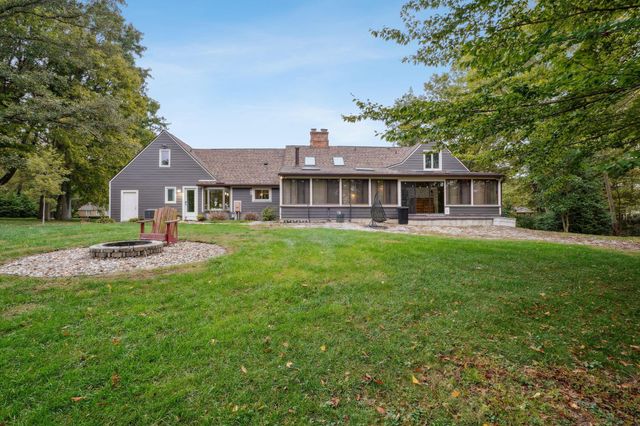 7815 Jefferson Drive NW, Canal Winchester, OH 43110