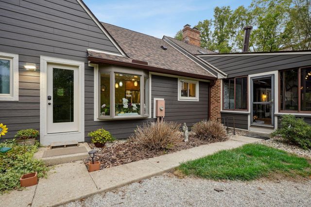 7815 Jefferson Drive NW, Canal Winchester, OH 43110