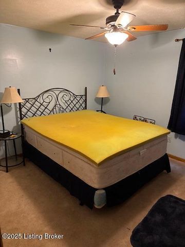 555 Brookley Dr, Louisville, KY 40229