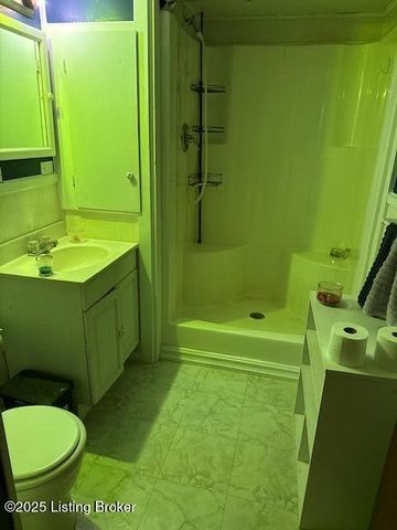 555 Brookley Dr, Louisville, KY 40229