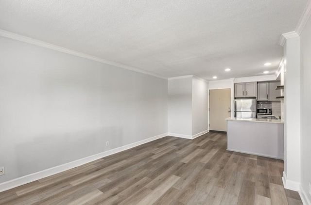 2285 Peachtree NE Road 608, Atlanta, GA 30309