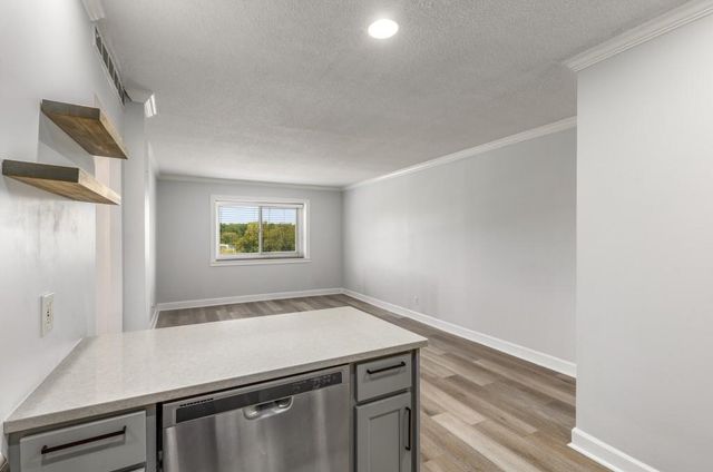 2285 Peachtree NE Road 608, Atlanta, GA 30309