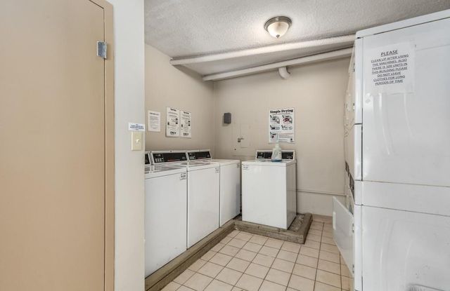 2285 Peachtree NE Road 608, Atlanta, GA 30309