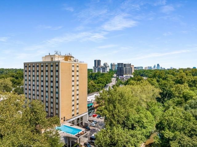 2285 Peachtree NE Road 608, Atlanta, GA 30309