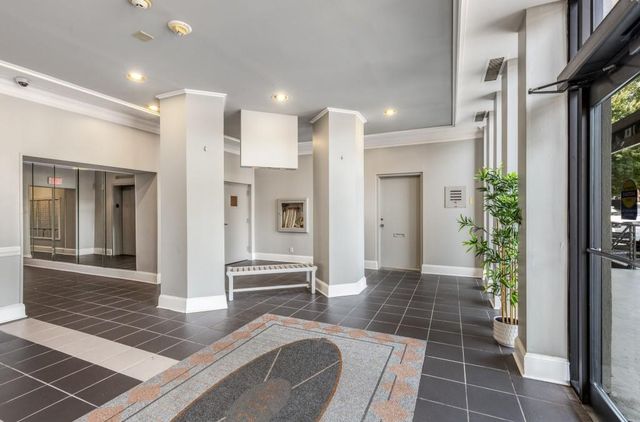 2285 Peachtree NE Road 608, Atlanta, GA 30309