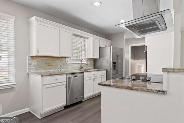 3917 Wedgefield Circle, Decatur, GA 30035