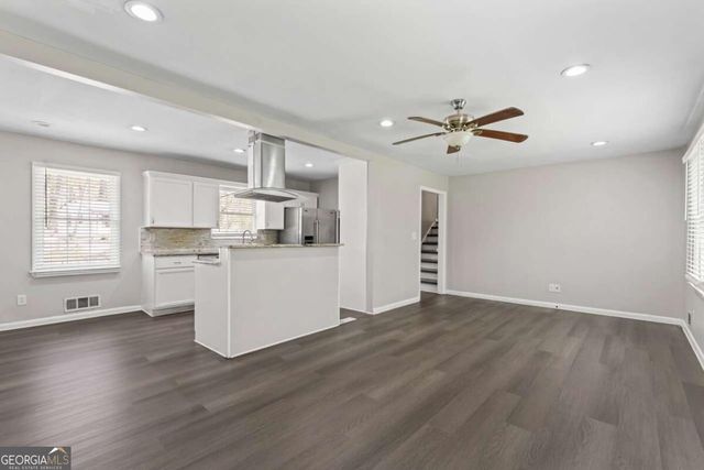 3917 Wedgefield Circle, Decatur, GA 30035