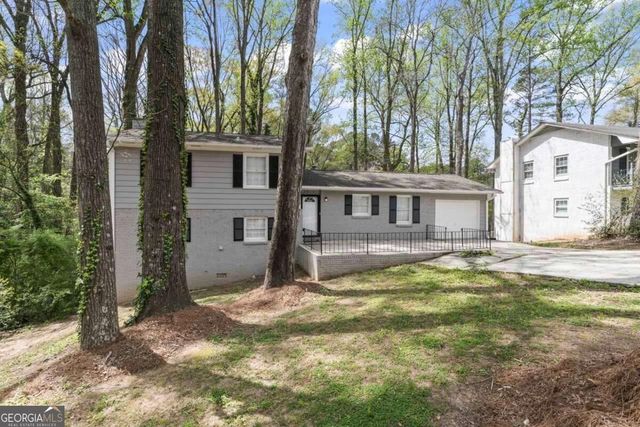 3917 Wedgefield Circle, Decatur, GA 30035