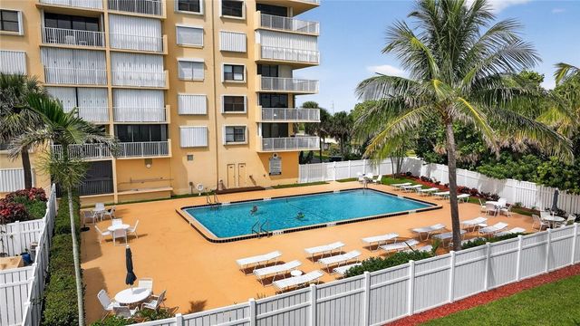 3200 N Highway A1a None 1107, Hutchinson Island, FL 34949