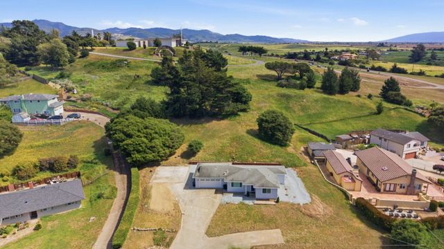 10867 Assisi Way, Salinas, CA 93907