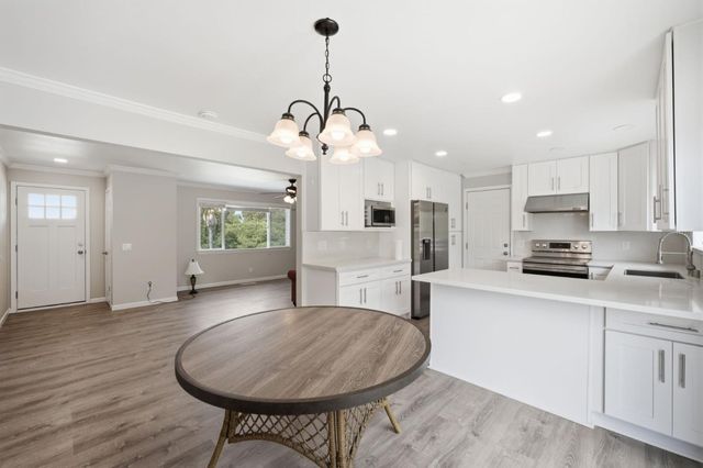 10867 Assisi Way, Salinas, CA 93907