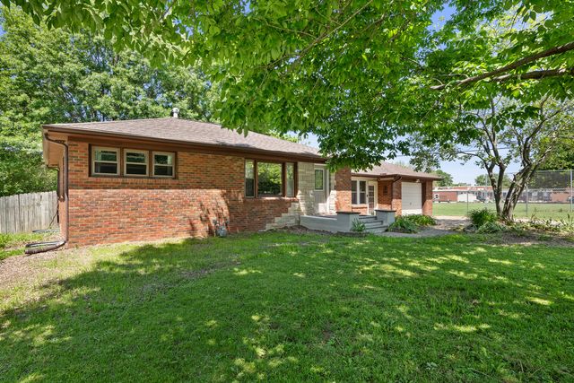 11400 16th Street, Milan, IL 61264
