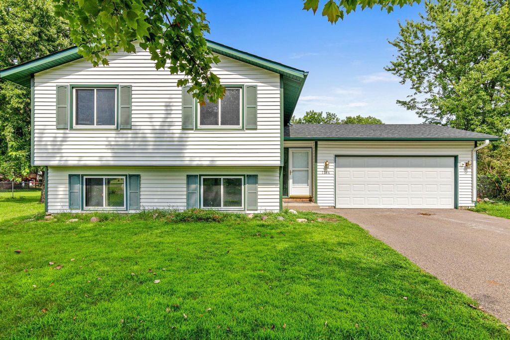 7314 75th Circle N, Brooklyn Park, MN 55428