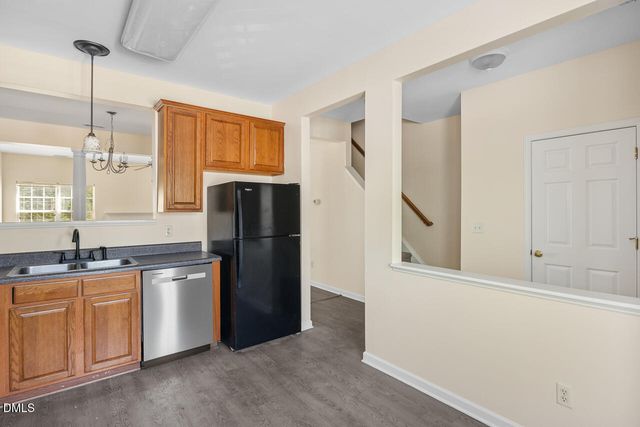 102 Galimore Way, Apex, NC 27502