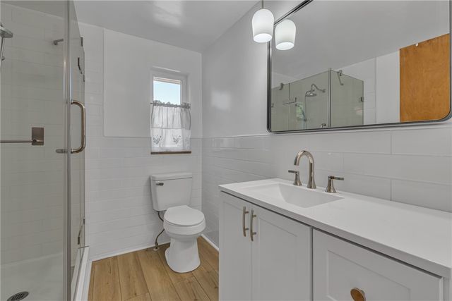 584 Chapel Rd, Center Twp, PA 15001