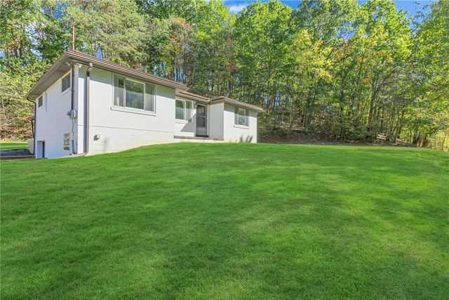 584 Chapel Rd, Center Twp, PA 15001