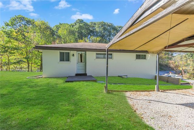 584 Chapel Rd, Center Twp, PA 15001