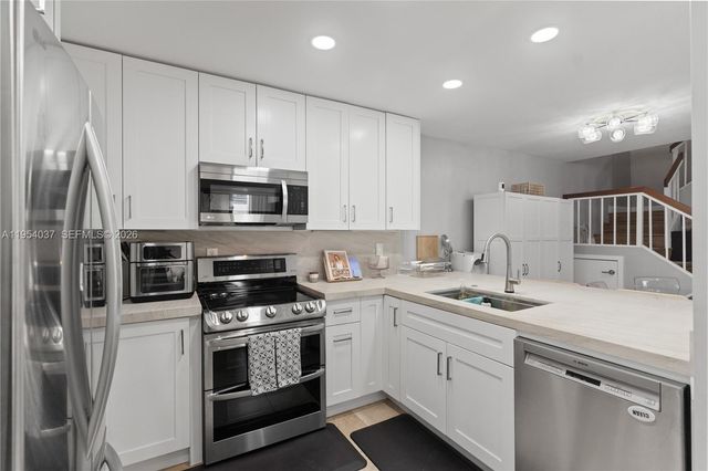 21200 Harbor Way 118-11, Aventura, FL 33180