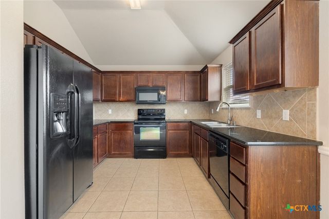 7919 Woodbury Drive, Temple, TX 76502