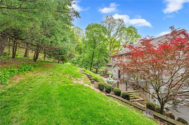 610 Davis Lane, Sewickley, PA 15143