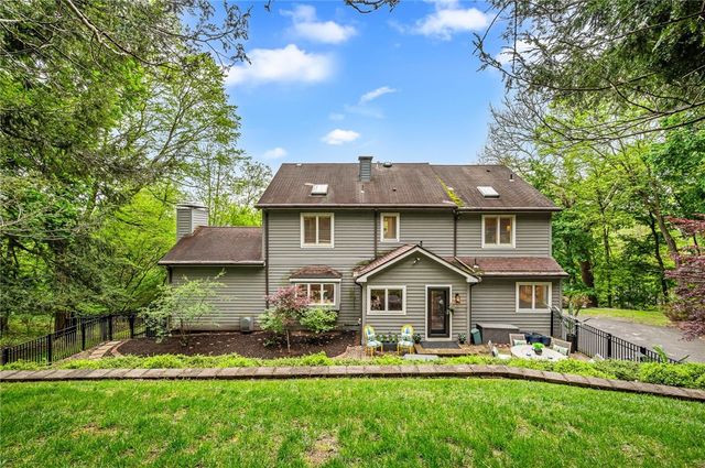 610 Davis Lane, Sewickley, PA 15143