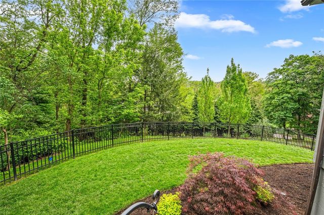 610 Davis Lane, Sewickley, PA 15143