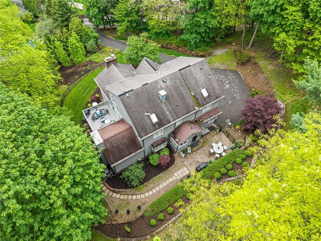 610 Davis Lane, Sewickley, PA 15143