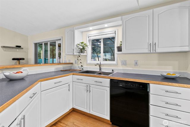 7219 193rd Avenue E, Bonney Lake, WA 98391