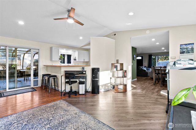 7219 193rd Avenue E, Bonney Lake, WA 98391