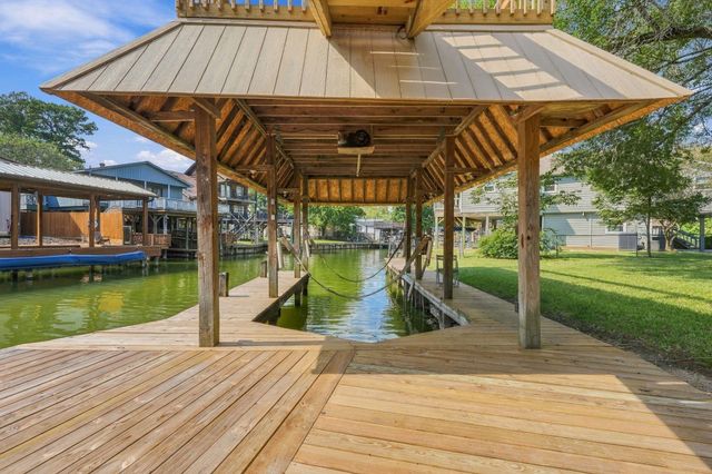 13117 Mariners Court, Willis, TX 77318