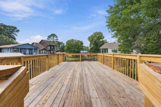 13117 Mariners Court, Willis, TX 77318