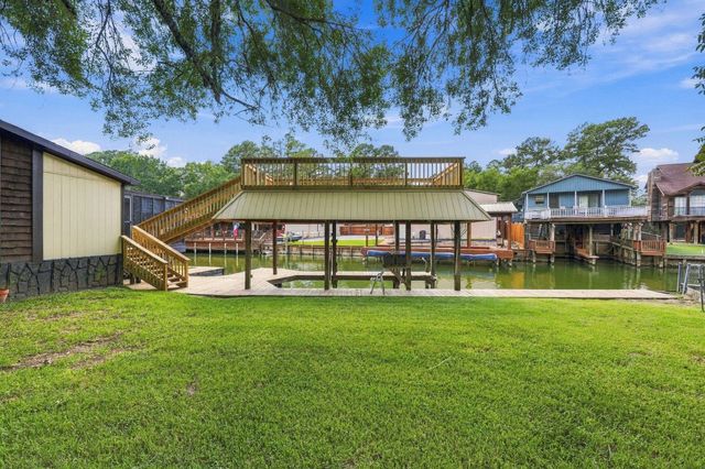 13117 Mariners Court, Willis, TX 77318