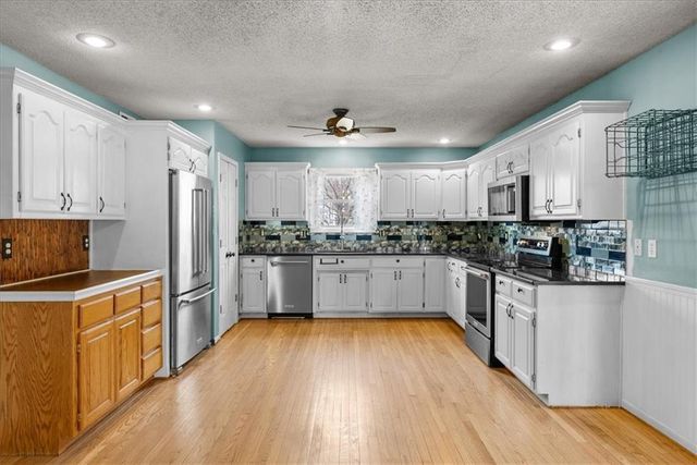 20952 W 125 Terrace, Olathe, KS 66061