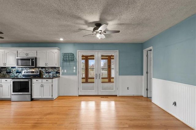 20952 W 125 Terrace, Olathe, KS 66061