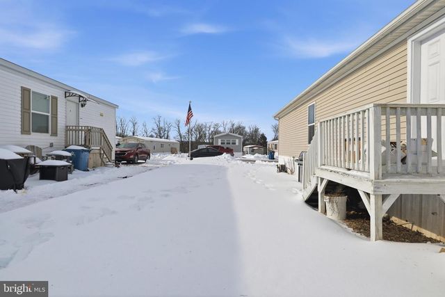 206 CHESAPEAKE ESTS, Thomasville, PA 17364