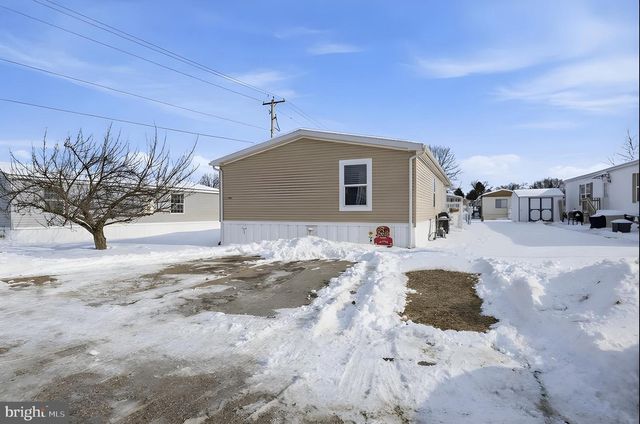 206 CHESAPEAKE ESTS, Thomasville, PA 17364