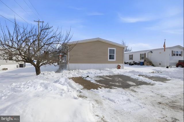 206 CHESAPEAKE ESTS, Thomasville, PA 17364