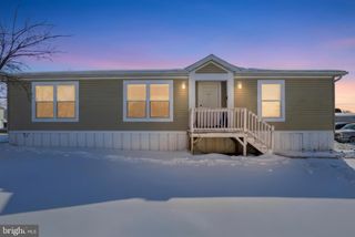 206 CHESAPEAKE ESTS, Thomasville, PA 17364