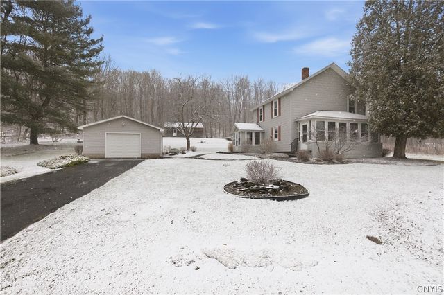 2178 Canal Road, Camillus, NY 13112