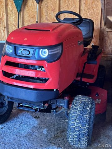 2178 Canal Road, Camillus, NY 13112