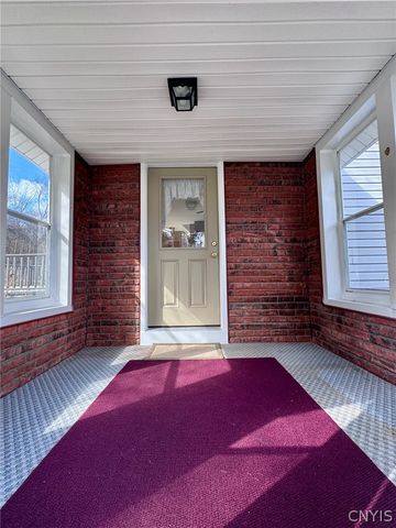 2178 Canal Road, Camillus, NY 13112