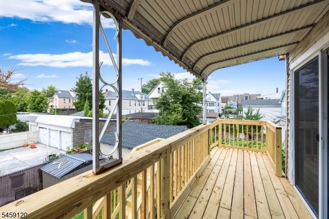 384 Getty Ave, Paterson City, NJ 07503