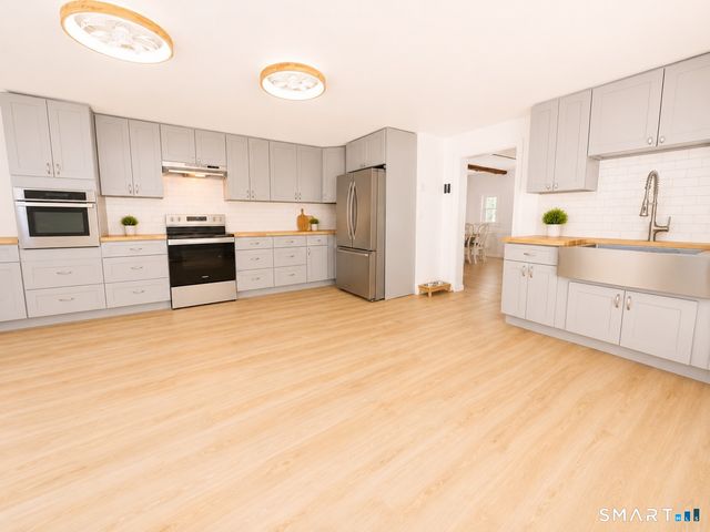 22 Circle Drive, Ashford, CT 06278