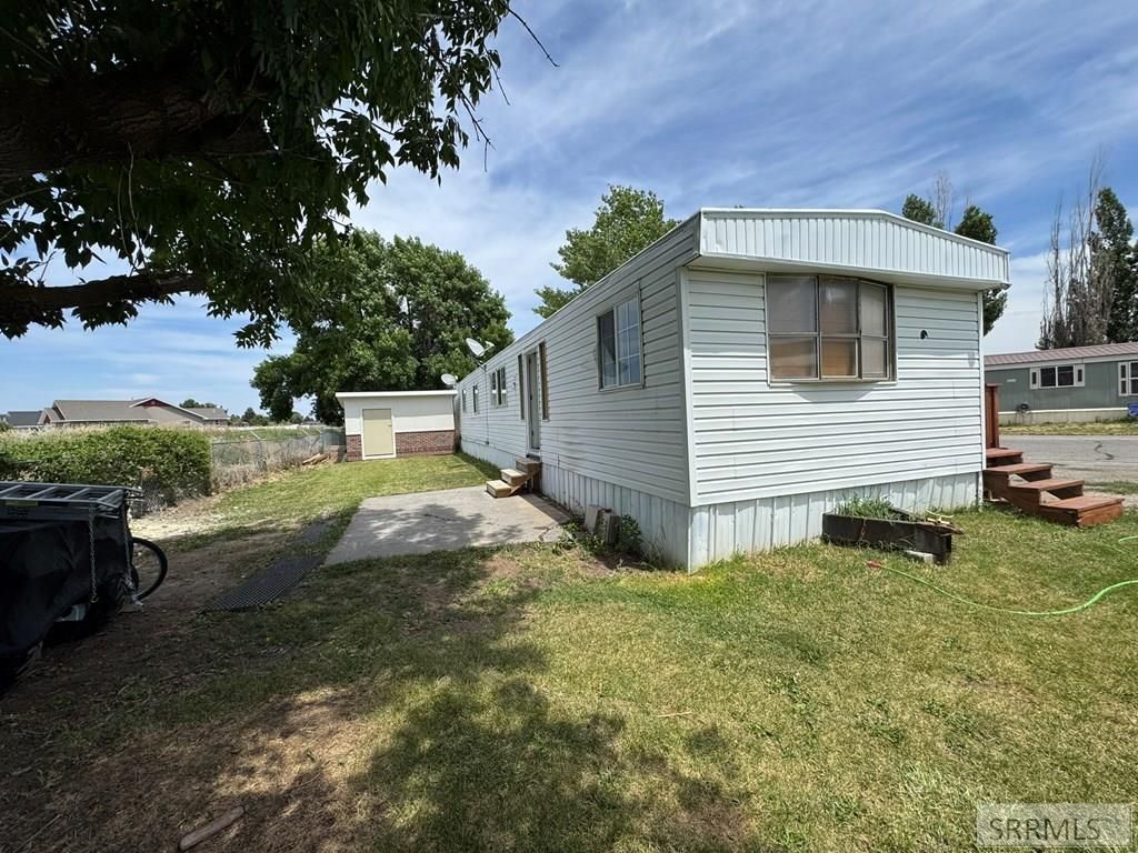 Image 19 of property listing at 315 W Oak Street # 11, Shelley, ID 83274