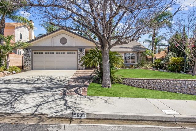 5695 N Yosemite, San Bernardino, CA 92407