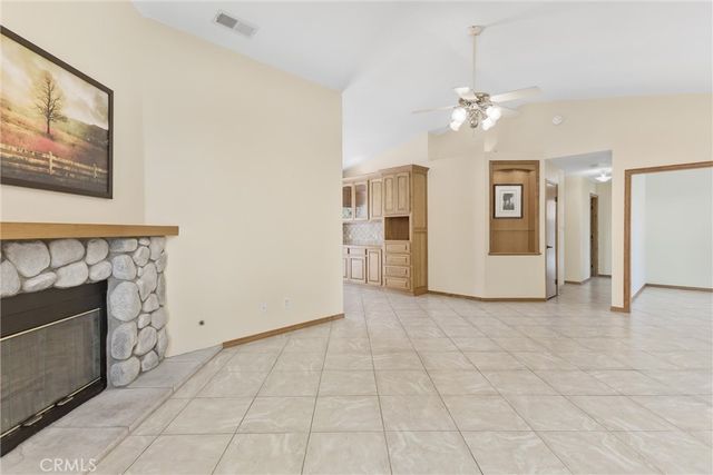 5695 N Yosemite, San Bernardino, CA 92407