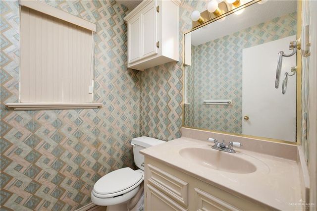 120 San Jacinto Street, Mission, TX 78572