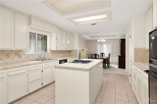 120 San Jacinto Street, Mission, TX 78572