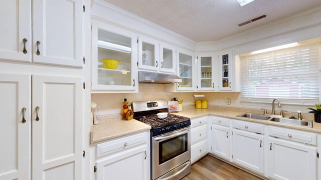 986 Dover Circle, Sumter, SC 29154