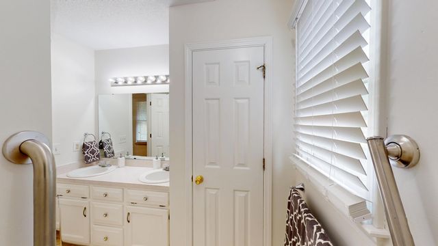 986 Dover Circle, Sumter, SC 29154